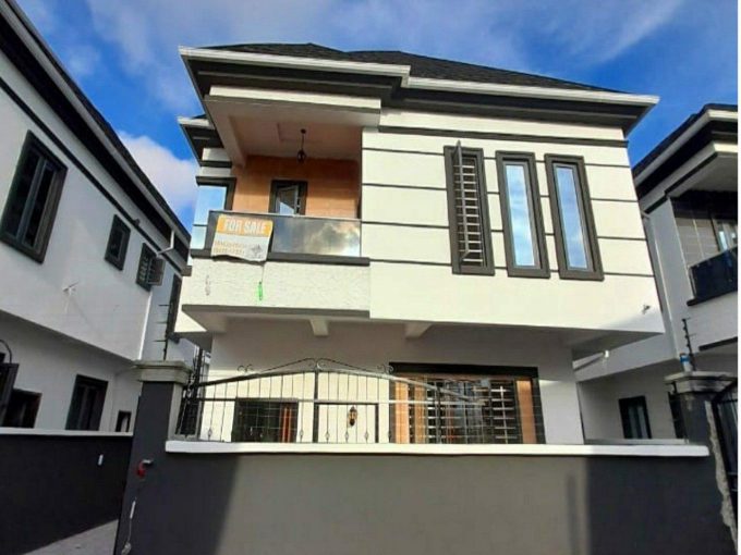 4 BEDROOM DETACHED DUPLEX