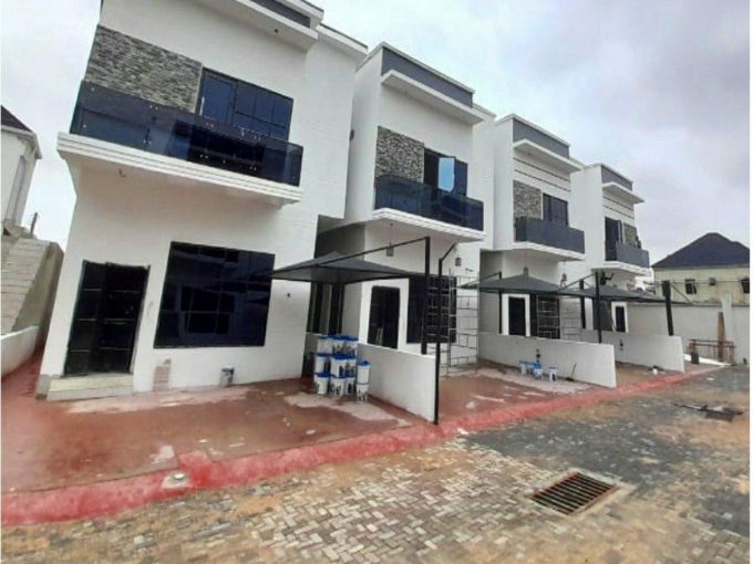 LUXURY 4BEDROOM FULLY/SEMI DETACHED DUPLEX