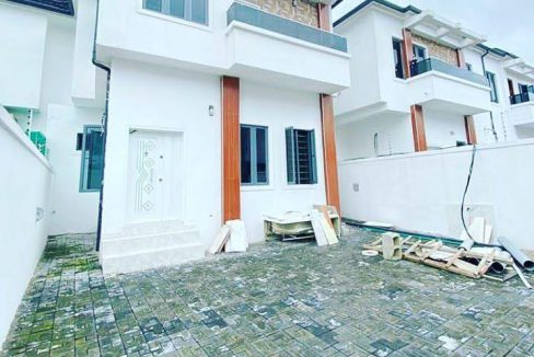 4 Bedroom semi detached Available for Sale at Ikota Lekki