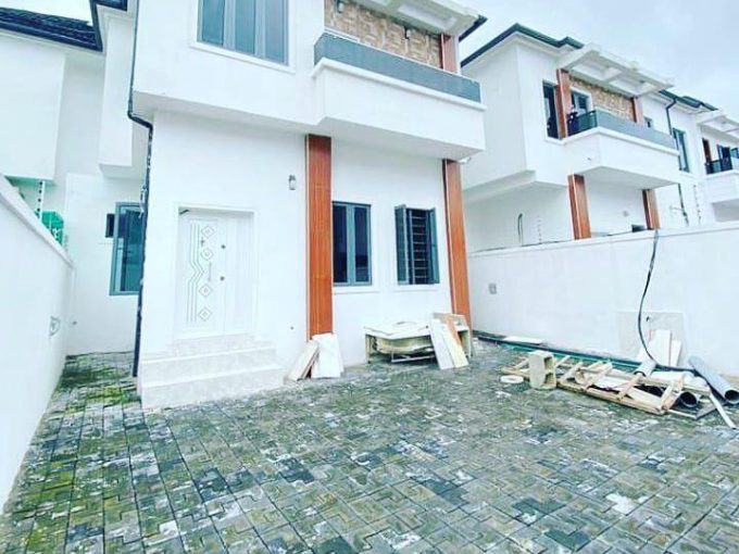 4 Bedroom semi detached Available for Sale at Ikota Lekki