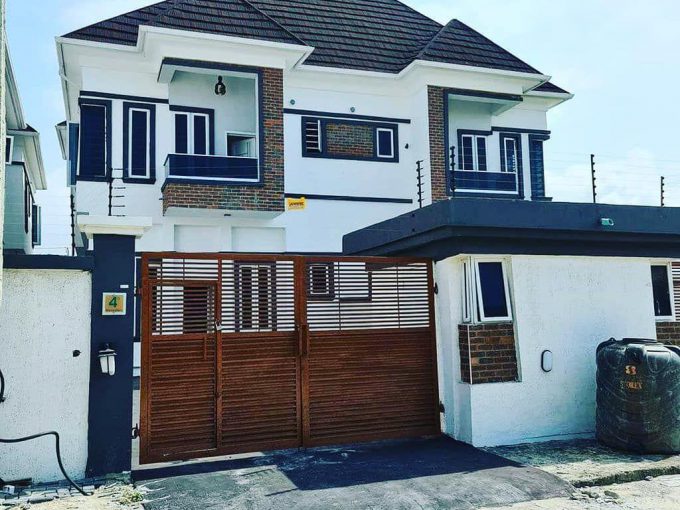 5 Bedroom fully detached Available for Sale at Chevron Lekki